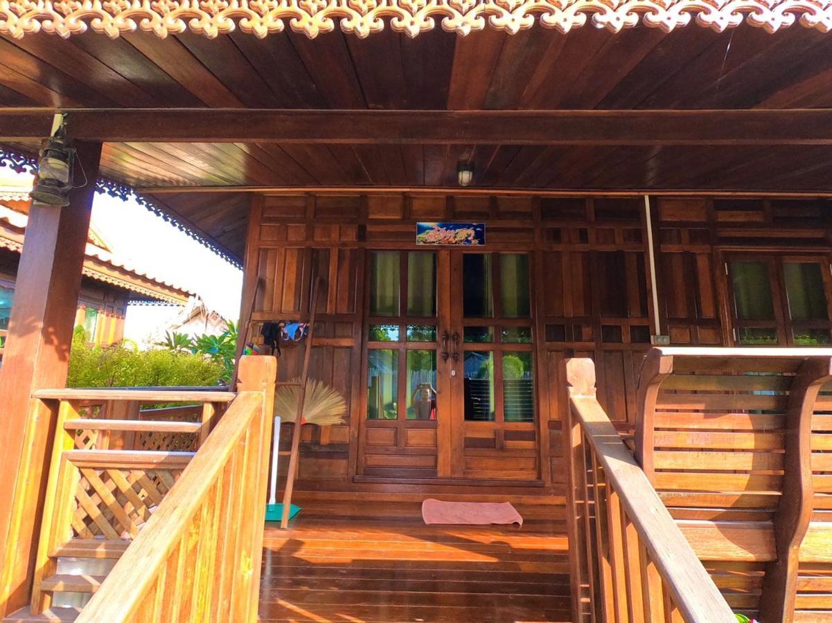 Bu-Nga Resort Koh Lipe Exterior photo